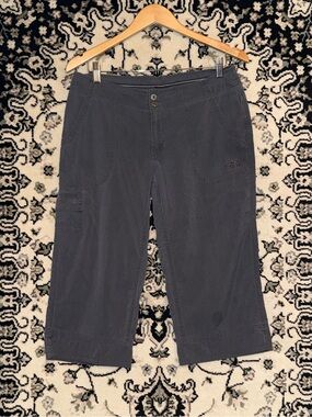 The North Face capri pants